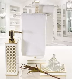 Creative Scents Diamond Lattice White Bathroom Accessories Set -Creative GUEST 37a42e0b 3e38 4c63 9b09 bd58c078eac2